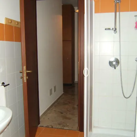 Liberta Apartman *